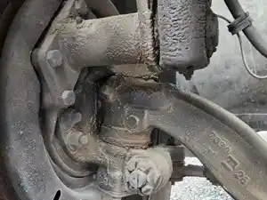 Used 2014 Hino 338 Spindle/Knuckle (Stock #P-502577)) Part Image