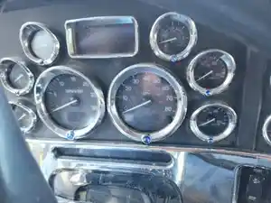 Used 2014 Peterbilt 386 Instrument Cluster (Stock #P-61142)) Part Image