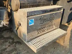Used 2014 Peterbilt 388 Battery Box Cover (Stock #P-103444)) Part Image
