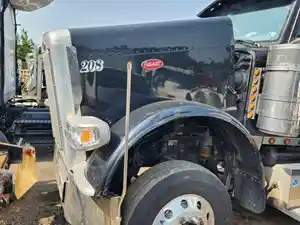 Used 2014 Peterbilt 388 Hood (Stock #P-103461)) Part Image