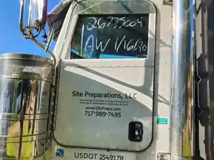 Used 2014 Peterbilt 389 Cab (Stock #P-504850)) Part Image