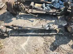 Used 2014 Peterbilt 579 Front Axle, Complete (Stock #P-87606)) Part Image