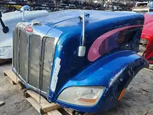 Salvage 2014 Peterbilt 579 Truck Tractor For Parts | Elkton