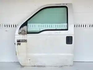 Used 2015 Ford F-650 Door (Stock #P-104584)) Part Image