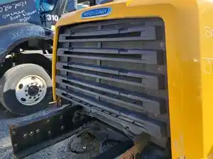Used 2015 Freightliner 108SD Grille (Stock #P-58468)) Part Image