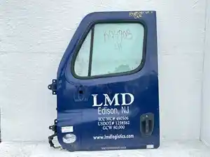 Used 2015 Freightliner Cascadia 125 Door (Stock #P-58539)) Part Image