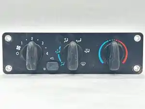 Used 2015 Freightliner M2 112 Medium Duty Heater/AC Control Assy (Stock #P-45208)) Part Image