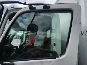 Used 2015 Hino 195 Door Window (Stock #P-98394)) Part Image