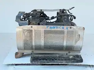Used 2015 Hino 268 Diesel Particulate Filter (DPF) (Stock #P-100171)) Part Image
