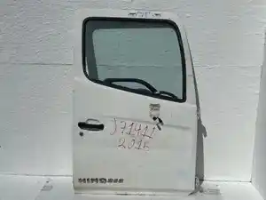 Used 2015 Hino 268 Door (Stock #P-100207)) Part Image