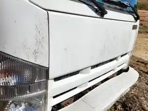 Used 2015 Isuzu NPR Grille (Stock #P-110638)) Part Image