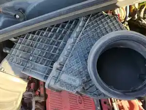 Used 2015 Kenworth T680 Air Cleaner (Stock #P-64016)) Part Image