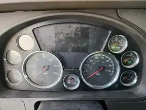 Used 2015 Kenworth T680 Instrument Cluster (Stock #P-491808)) Part Image