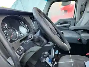 Used 2015 Kenworth T680 Steering Column (Stock #P-64033)) Part Image