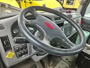 Used 2015 Peterbilt 337 Steering Column (Stock #P-103978)) Part Image