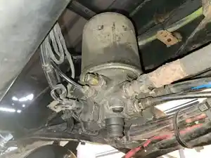 Used 2015 Volvo VNL Air Dryer (Stock #P-113611)) Part Image