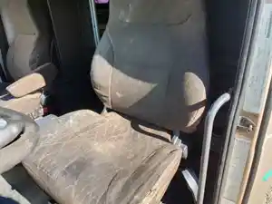 Used 2015 Volvo VNL Seat (Stock #P-113642)) Part Image