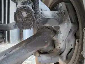 Used 2016 Freightliner Cascadia 113 Spindle/Knuckle (Stock #P-494699)) Part Image