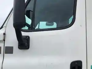 Used 2016 Freightliner Cascadia 125 Door (Stock #P-88503)) Part Image