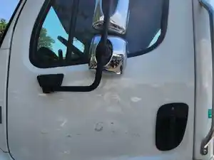Used 2016 Freightliner M2 112 Medium Duty Door (Stock #P-87102)) Part Image