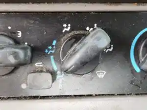 Used 2016 Freightliner M2 112 Medium Duty Heater/AC Control Assy (Stock #P-77987)) Part Image