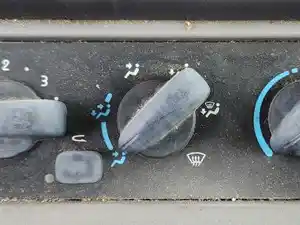 Used 2016 Freightliner M2 112 Medium Duty Heater/AC Control Assy (Stock #P-87116)) Part Image
