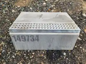 Used 2016 International 9900I Battery Box Cover (Stock #P-510629)) Part Image