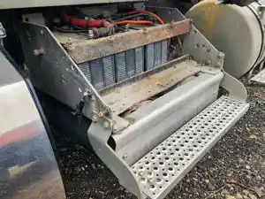 Used 2016 International 9900I Battery Box (Stock #P-510628)) Part Image