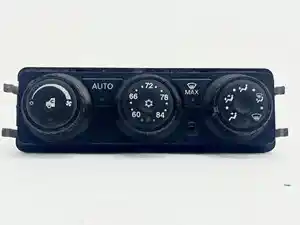 Used 2016 Kenworth T680 Heater/AC Control Assy (Stock #P-34634)) Part Image