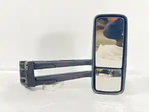 Used 2016 Kenworth T680 Side View Mirror (Stock #P-108119)) Part Image