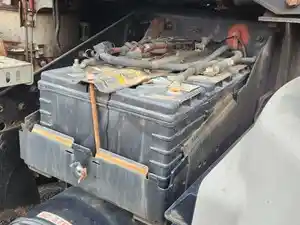 Used 2016 Mack GU713 Battery Box (Stock #P-495100)) Part Image