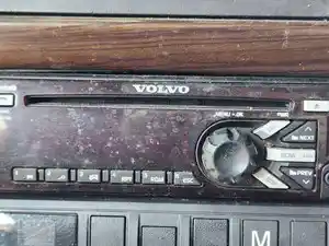 Used 2016 Volvo VNL Radio (Stock #P-497141)) Part Image