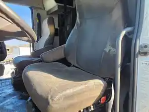 Used 2016 Volvo VNL Seat (Stock #P-497136)) Part Image