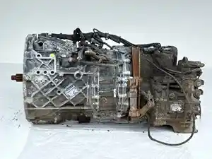 P-27208