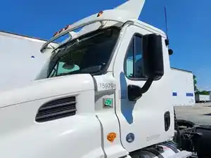 Used 2017 Freightliner Cascadia 113 Cab (Stock #P-80344)) Part Image