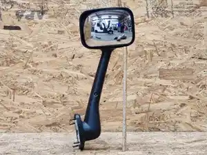 Used 2017 Freightliner Cascadia 125 Mirror Image