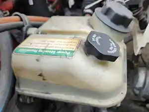 Used 2017 Freightliner M2 106 Power Steering Reservoir (Stock #P-104052)) Part Image