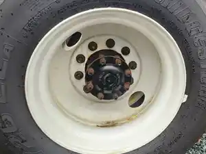 Used 2017 HUB PILOT NA Hub (Stock #P-68581)) Part Image