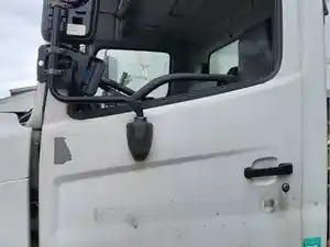 Used 2017 Hino 268 Door (Stock #P-80523)) Part Image