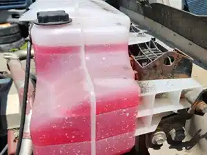 Used 2017 Mack CHU613 Radiator Overflow Bottle (Stock #P-104656)) Part Image