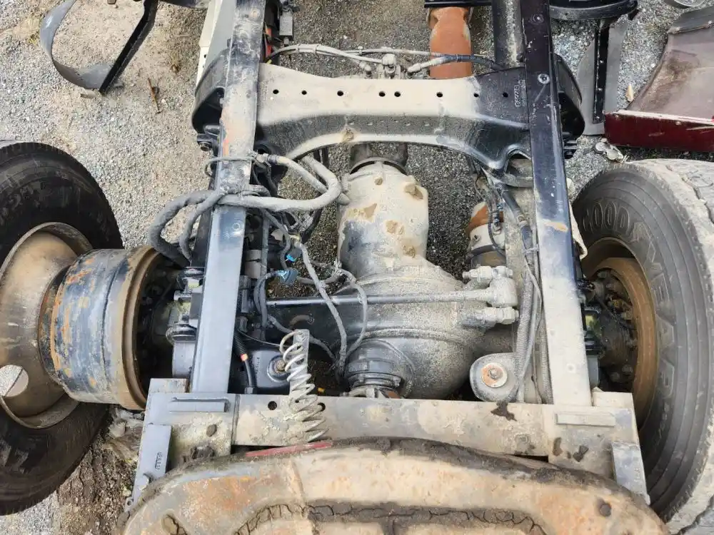 Used, Recycled, New, and Aftermarket Heavy Duty Truck Parts