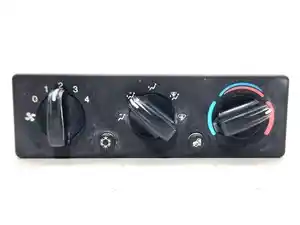Used 2017 Peterbilt 365 Heater/AC Control Assy (Stock #P-101252)) Part Image