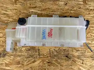 Used 2017 Volvo VNL Radiator Overflow Bottle (Stock #P-66801)) Part Image