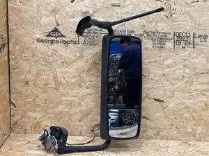 Used 2017 Volvo VNL Side View Mirror (Stock #P-66821)) Part Image