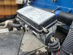 Used 2017 Western Star 4700 Fuse Box (Stock #P-493507)) Part Image