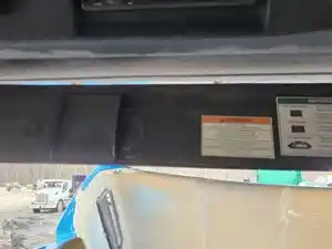 Used 2017 Western Star 4700 Sun Visor Image