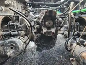 Used 2018 Detroit RT40-4N Complete Axle-Front Rear (Stock #P-501131)) Part Image