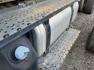 Used 2018 Ford F-750 Fuel Tank (Stock #P-493102)) Part Image