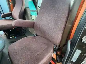 Used 2018 Freightliner Cascadia 113 Seat (Stock #P-113248)) Part Image