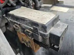 Used 2018 Freightliner Cascadia 125 Fuse Box (Stock #P-505529)) Part Image